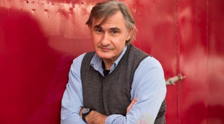 Άκης Σακελλαρίου: Μίλησε για την περιπέτεια υγείας που είχε - "Ήμουν 10 μέρες σε κώμα" [βίντεο]