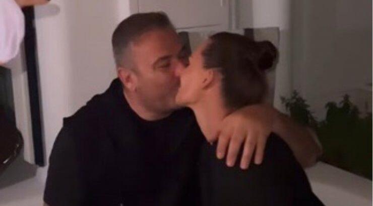 Αντώνης Ρέμος: Η έκπληξη για τα γενέθλια της Υβόννης Μπόσνιακ στη Μύκονο [βίντεο]