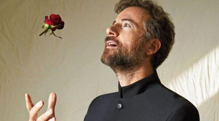 Κωστής Μαραβέγιας: Το περιστατικό που συνέβη 5 λεπτά πριν τον γάμο του και δεν θα ξεχάσει 