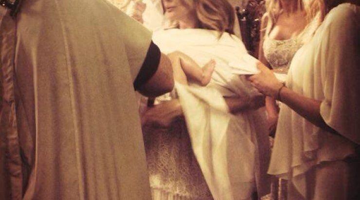 Έφη Παπαϊωάννου – Μαξ Τρίγκας: Βάπτισαν το γιο τους με νονά τη Νατάσα Θεοδωρίδου