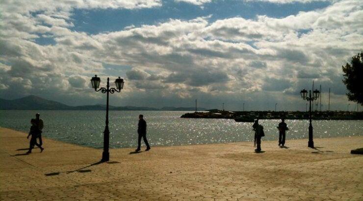 Πώς είναι μια μέρα στην Βάρκιζα; Το βίντεο τριών μαθητών που κάνει το γύρο του διαδικτύου