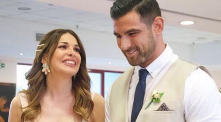 Η Ελένη Χατζίδου μας βάζει στο ανανεωμένο σαλόνι του σπιτιού της λίγες ημέρες μετά τη γέννηση της κόρης της!