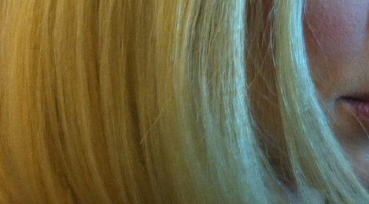 Ζέτα Μακρυπούλια: Έκανε πρεμιέρα με καρέ μαλλί!