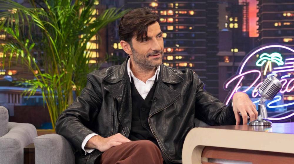 Ο Νίκος Κουρής για ατύχημα στο θέατρο: «Έπεσα σε ένα κενό 4 μέτρων» [βίντεο]