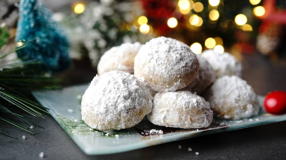 Πώς να φτιάξεις κουραμπιέδες με βρώμη; 