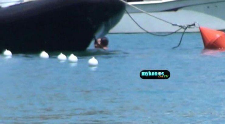 Ουπς! Ζευγάρι της ελληνικής showbiz κρύβεται πίσω από τη βάρκα για να…