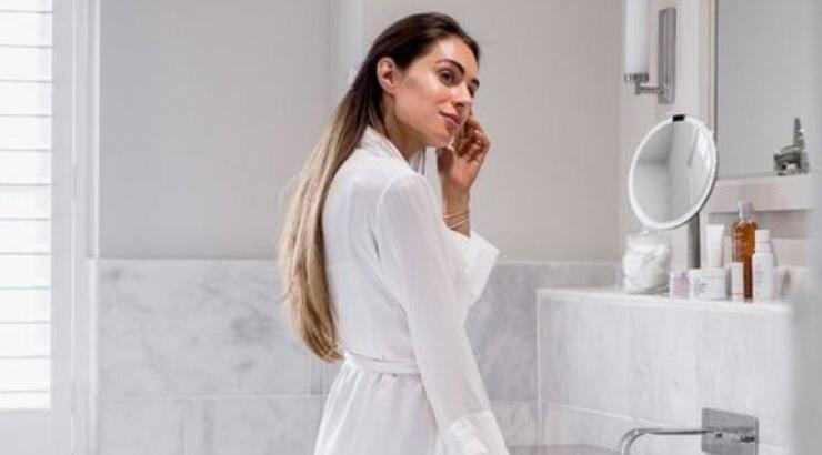 4+1 τρόποι για να δώσεις πίσω στο δέρμα σου τη χαμένη του ζωντάνια 