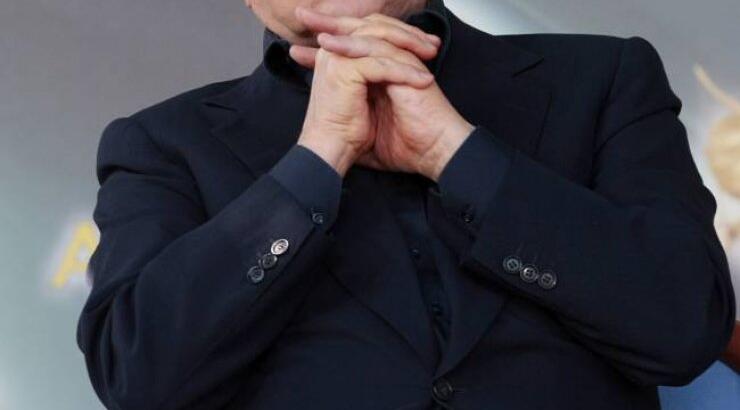  Και όμως στα 70 του γίνεται για έκτη φορά πατέρας και η είδηση κάνει το γύρο του κόσμου