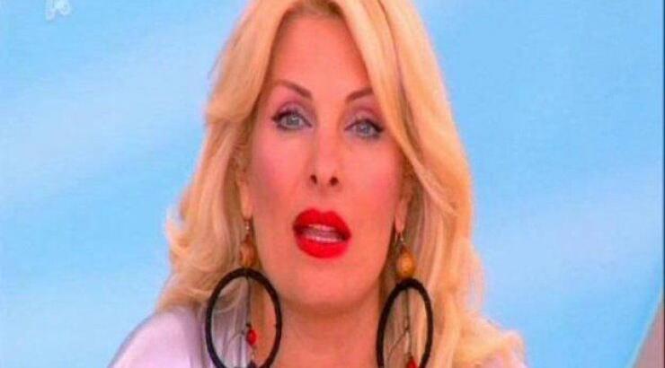 Το αντίο της Ελένης Μενεγάκη στους τηλεθεατές