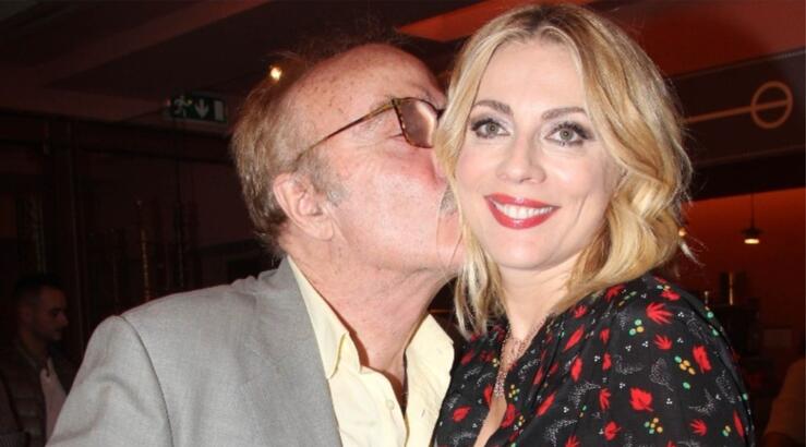 Σμαράγδα Καρύδη: "Ήμουν προετοιμασμένη για τον θάνατο του μπαμπά μου" [βίντεο]