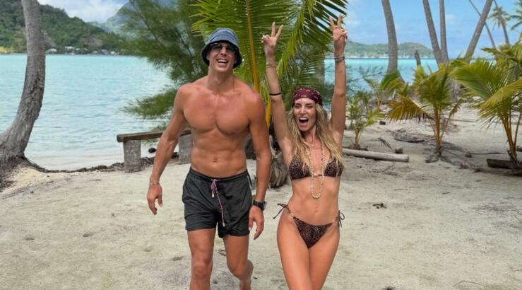 Αθηνά Οικονομάκου: Οι «postcards from paradise» από τη Bora Bora [εικόνες]