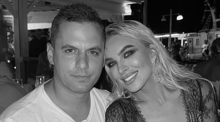 Κατερίνα Καινούργιου: Κατά λάθος «πρόδωσε» την εγκυμοσύνη της on air [βίντεο]