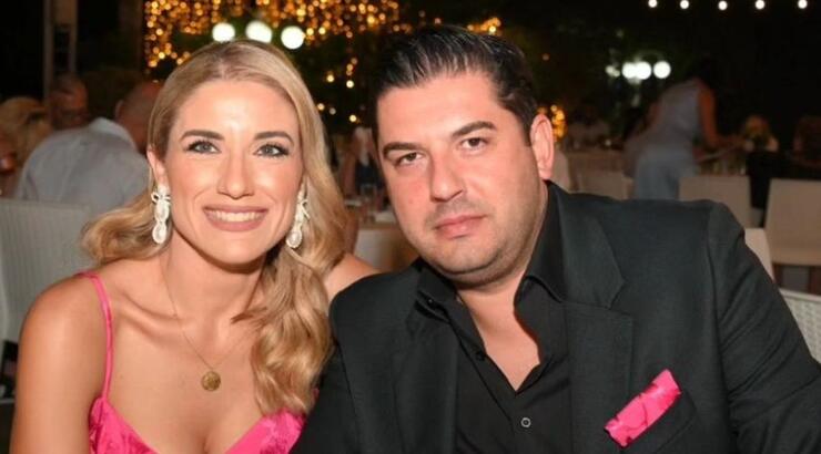 Θησέας Ιωάννου: Το υπέροχο φωτοκολάζ που του έκανε η σύζυγος του για τα γενέθλια του