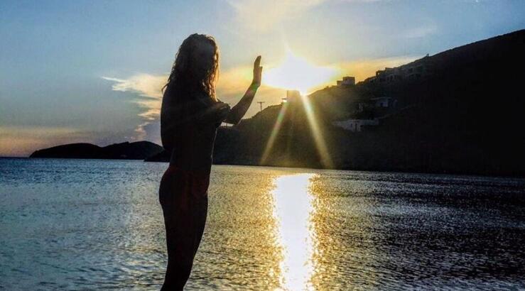 Ελληνίδα παρουσιάστρια μόλις υπέγραψε σύμφωνο συμβίωσης και το ανακοίνωσε [εικόνα]