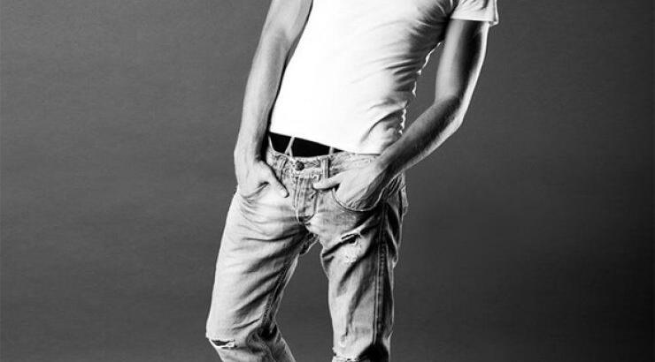 Αυτός ο κούκλος είναι σύντροφος επώνυμης Κύπριας