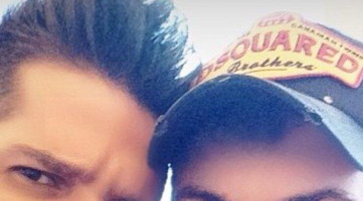 Μιχάλης Χατζηγιάννης- Γιώργος Τσαλίκης: Ποζάρουν selfie με σουφρωμένα χείλη