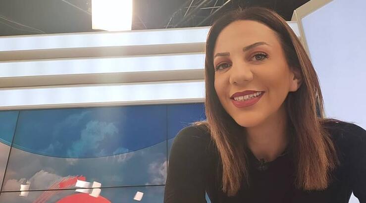 Κατερίνα Αγαπητού: Ποζάρει με μαγιό και στέλνει μήνυμα self-esteem 