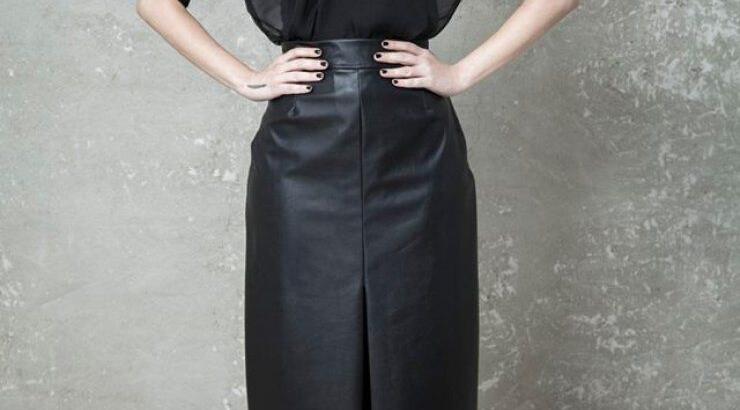 H πρώτη συλλογή της Βαρβάρας Νικολακάκη 