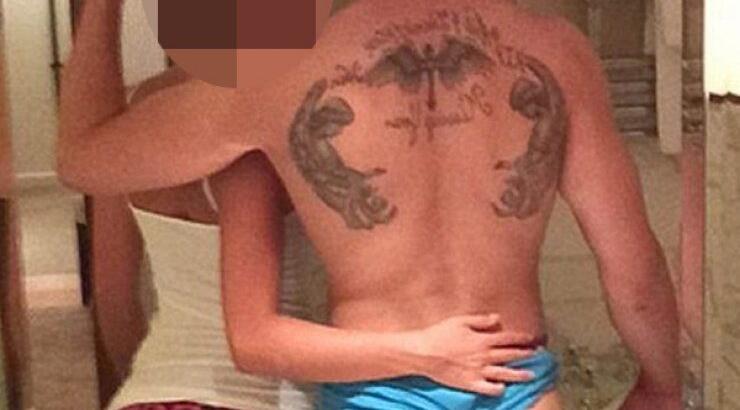 Διάσημο ζευγάρι έβγαλε selfie με… στρινγκ!