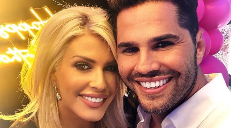 Γιώργος Τσαλίκης: Το πάρτι για τα 50α γενέθλια της συζύγου του [εικόνες]