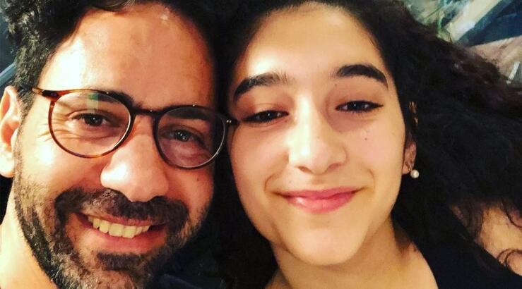 Φώτης Γεωργίδης: Με την κόρη του στην εκκλησία για τις λειτουργίες της Μεγάλης Εβδομάδας [εικόνα]