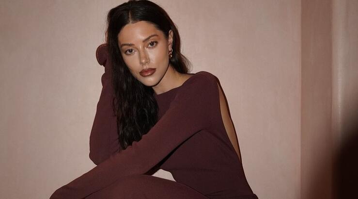 Καστανά μάτια: Ένα minimal glam μακιγιάζ που θα λατρέψεις