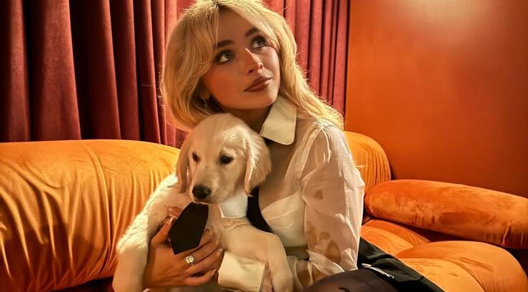 Sabrina Carpenter: Τα party nails της στα VMA Awards