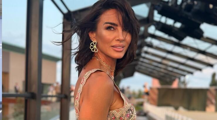 Ramona Filip: Η θεραπεία προσώπου που κάνει για νεανική όψη