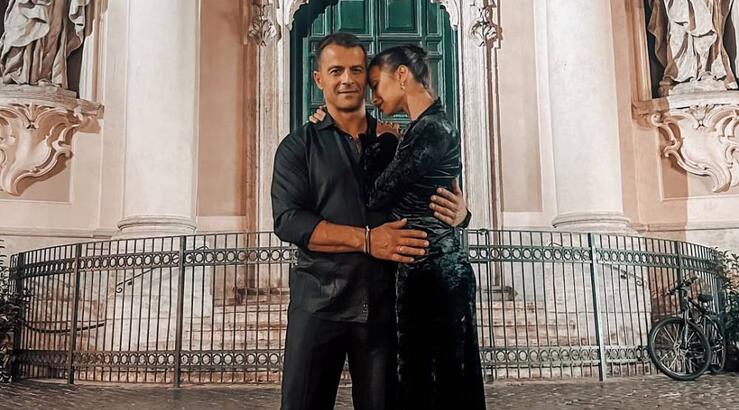 Συγκλονίζει η Δήμητρα Βαμβακούση: «Στο τραπέζι του γάμου, ήξερε ότι η μαμά του είχε “φύγει” αλλά δεν μου το είχε πει»