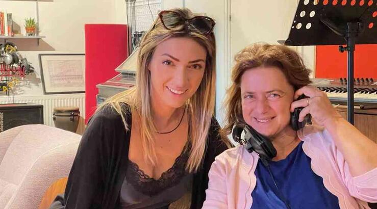 Έλενα – Κρίστυ Παπαδοπούλου: Η φωτογραφία με τη γιαγιά της οικογένειας που μας συγκίνησε 