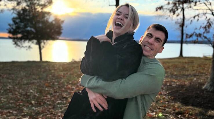 Στυλιάνα για Φειδία: «Του θυμώνω όταν φορά ασιδέρωτα και λερωμένα ρούχα» [βίντεο]