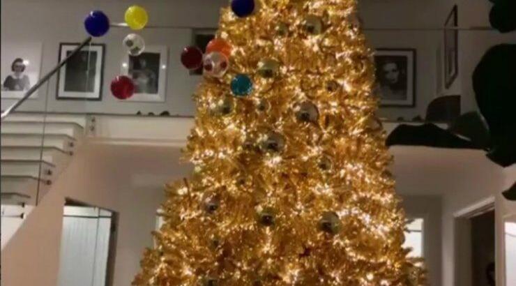 Αυτό είναι το πιο εντυπωσιακό χριστουγεννιάτικο δέντρο που είδαμε μέχρι στιγμής 