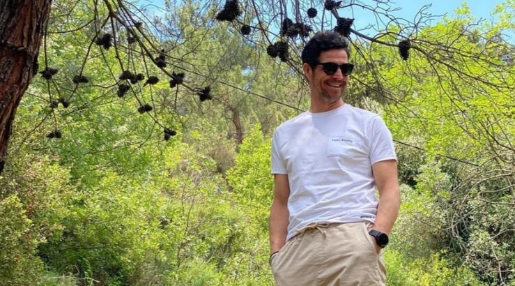 Απόστολος Ρουβάς: Απογευματινή βόλτα μαζί με τον 10 μηνών γιο του [εικόνα]