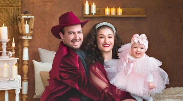 Μαυρίκιος Μαυρικίου: «Έχω ναυλώσει αεροπλάνο για τη βάφτιση της κόρης μας»