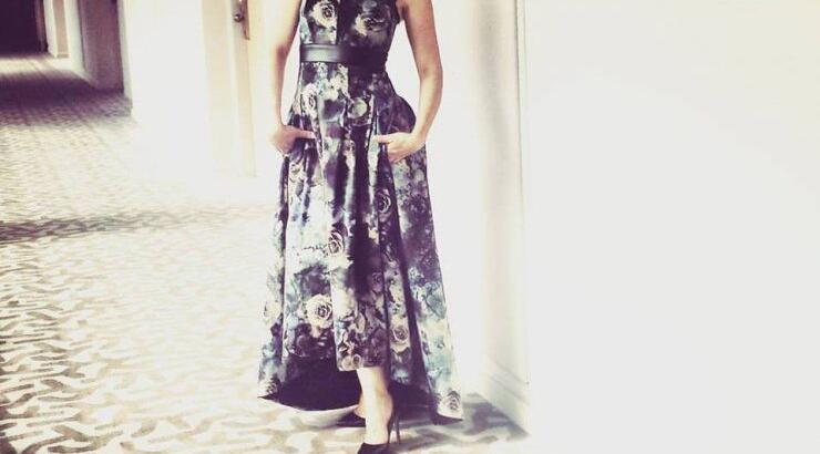 Βίβιαν Κανάρη: Δείτε την στην πισίνα με μπικίνι και το σκύλο της