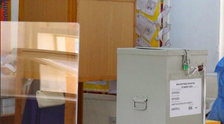 Παρατράγουδο: Υποψήφιος Κύπριος βουλευτής πήγε να ψηφίσει και τον συνέλαβε η αστυνομία [εικόνα]