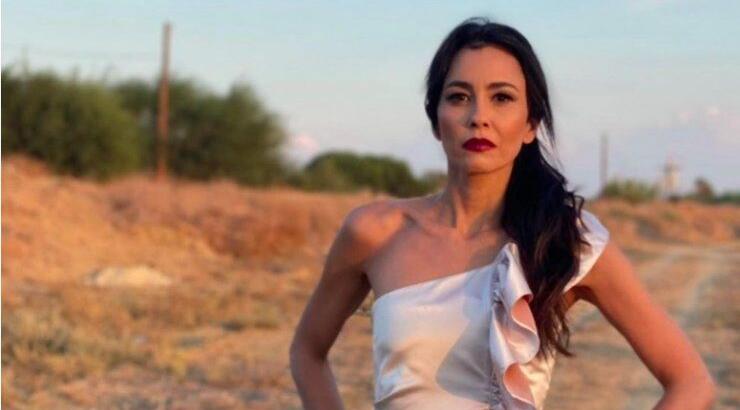 Βαρβάρα Λάρμου: Πήγε με see-through μπλούζα στην παραλία χωρίς εσώρουχο! [εικόνα]