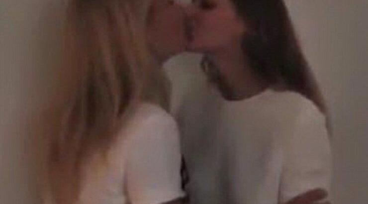 Ποιες διάσημες φιλήθηκαν στο στόμα;