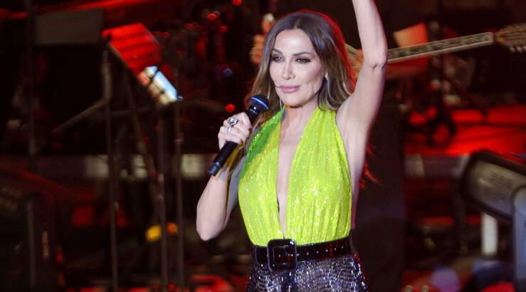 Δέσποινα Βανδή: Η ατάκα πάνω στη σκηνή για τους άντρες που έγινε viral [βίντεο]