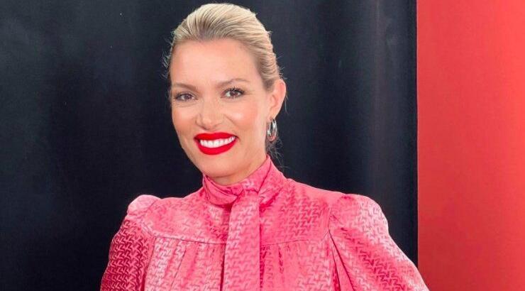 Βίκυ Καγιά: Με μικροσκοπικό μπικίνι στη Λεμεσό κόλασε τους πάντες [εικόνες]