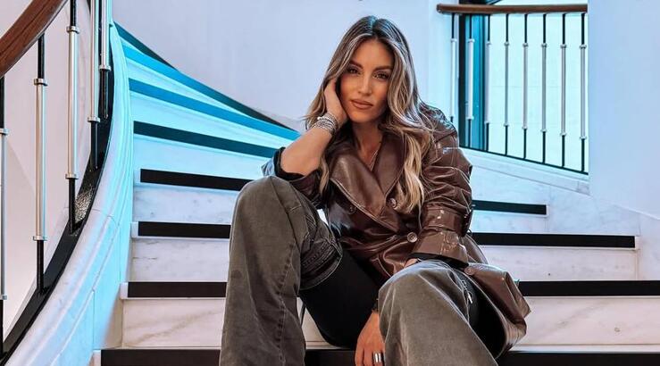 Αθηνά Οικονομάκου: Έκανε την απόλυτη monochromatic εμφάνιση στο χρώμα της άνοιξης 