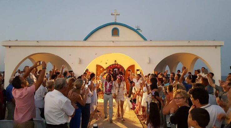 Ο γάμος επώνυμου Κύπριου που μονοπώλησε τα φλας Σαββατοκύριακο [εικόνες]