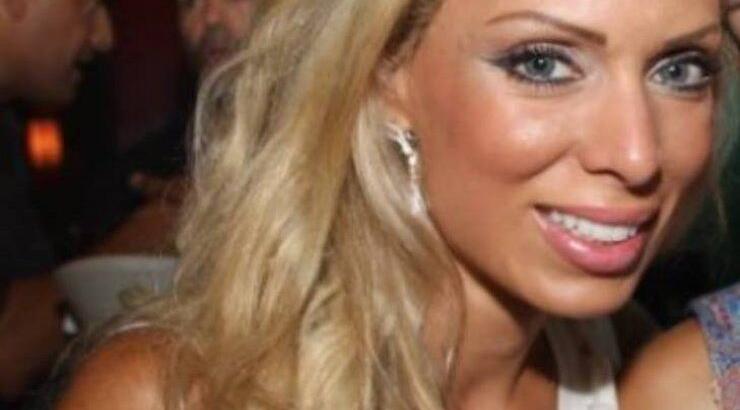 Βαλεντίνα Τσίγκη: Δες την "εορταστική" της εμφάνιση [εικόνες]