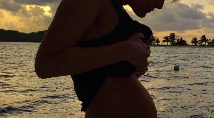 Έγκυος γνωστή ηθοποιός!