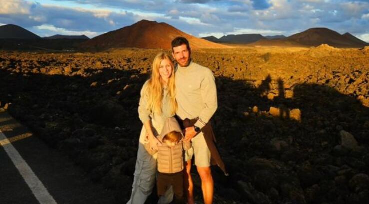 Παύλος Κοντίδης: Το στιγμιότυπο με τη σύζυγο και τον γιο τους που δημοσίευσε μετά τους Ολυμπιακούς [εικόνα]