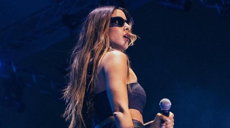 Μαρίνα Σάττι: Ενοχλημένη με θαυμαστή της σε συναυλία της - "Γιατί δεν φεύγεις;" [βίντεο]