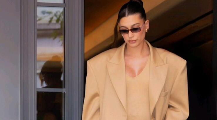 Όλα τα χτενίσματα που ξεχωρίσαμε στο show του YSL