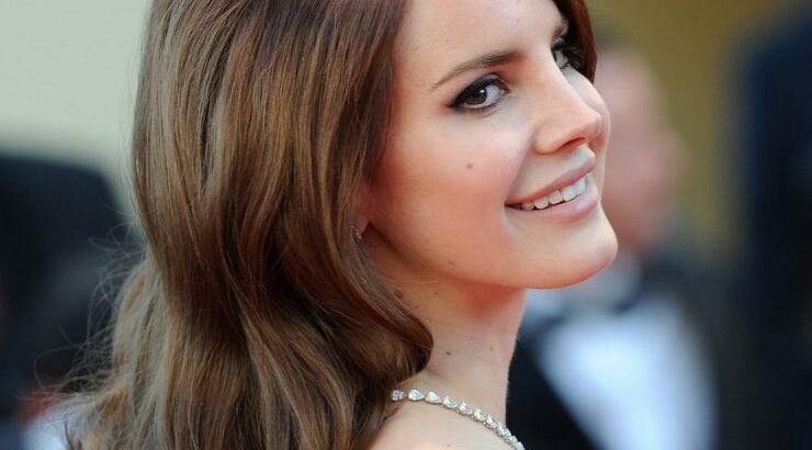 H Lana με υπερκόπωση