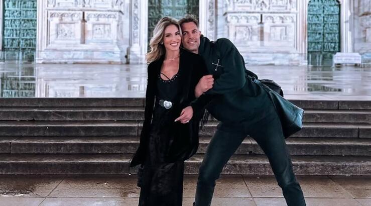 Οικονομάκου – Cerella: Η βόλτα στην πλατεία Duomo με τη Νατάσα Θεοδωρίδου [εικόνες]