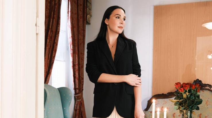 Η Anastasiia Radchenko επαναπροσδιορίζει τη σύγχρονη θηλυκότητα μέσα από το «The Khaae»